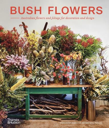 Cover image for Bush Flowers